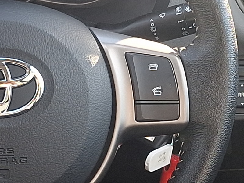 Used Toyota Yaris 2014 for sale - 77028568: Photo 13