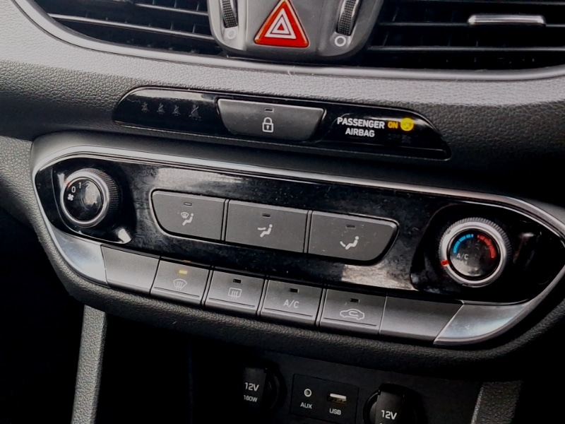 Used Hyundai i30 2018 for sale - 76911636: Photo 11