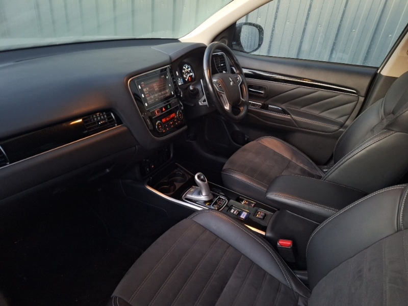 Used Mitsubishi Outlander 2018 for sale - 77329905: Photo 5