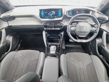 Used Peugeot 2008 2022 for sale - 77548919: Photo