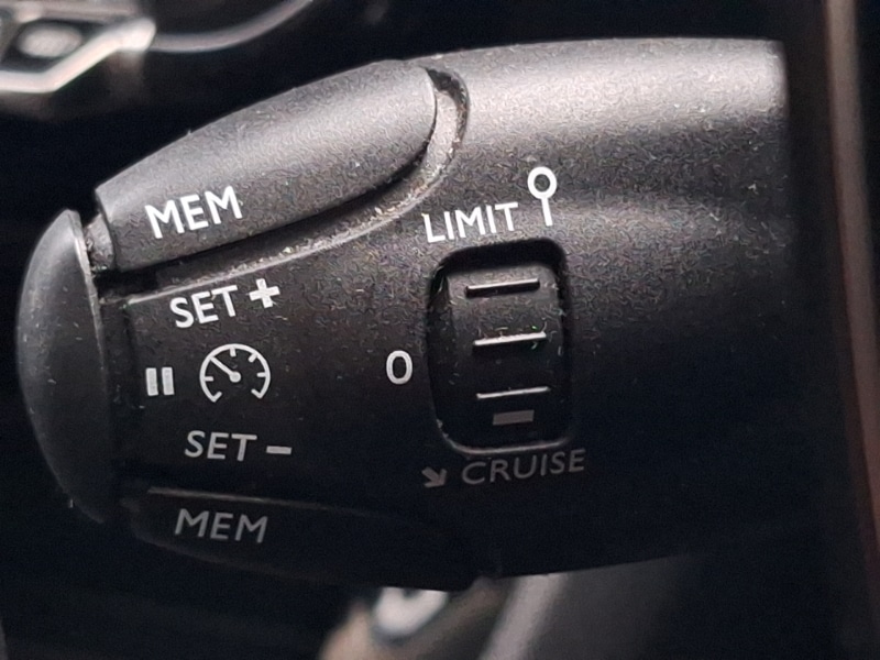 Used Peugeot 2008 2022 for sale - 77500017: Photo 17