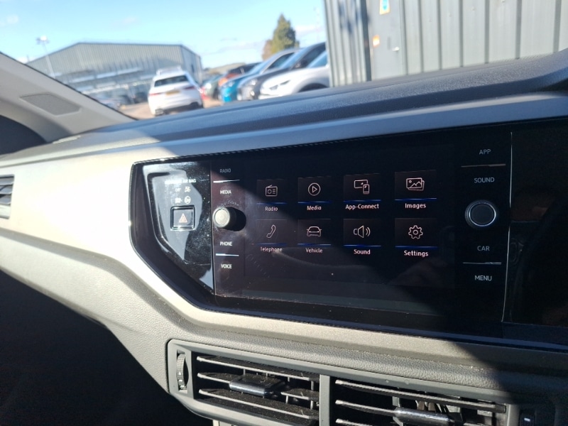 Used Volkswagen Polo 2019 for sale - 77777292: Photo 11