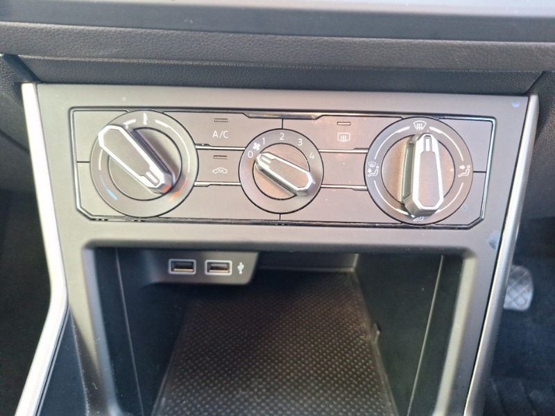 Used Volkswagen Polo 2019 for sale - 77777292: Photo 14