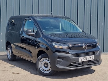 Used Citroen Berlingo 2025 for sale - 75219389: Photo