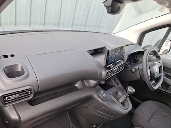 Used Citroen Berlingo 2025 for sale - 75326629: Photo