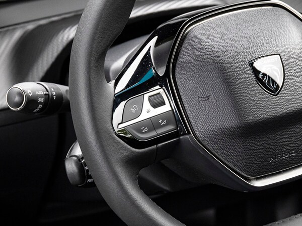 Used Peugeot 2008 2025 for sale - 76309048: Photo 11