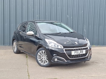 Used Peugeot 208 2017 for sale - 79390327: Photo