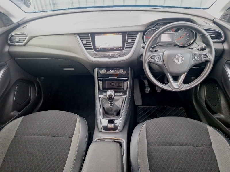 Used Vauxhall Grandland X 2018 for sale - 77150338: Photo 2