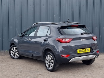 Used Kia Stonic 2023 for sale - 78884822: Photo