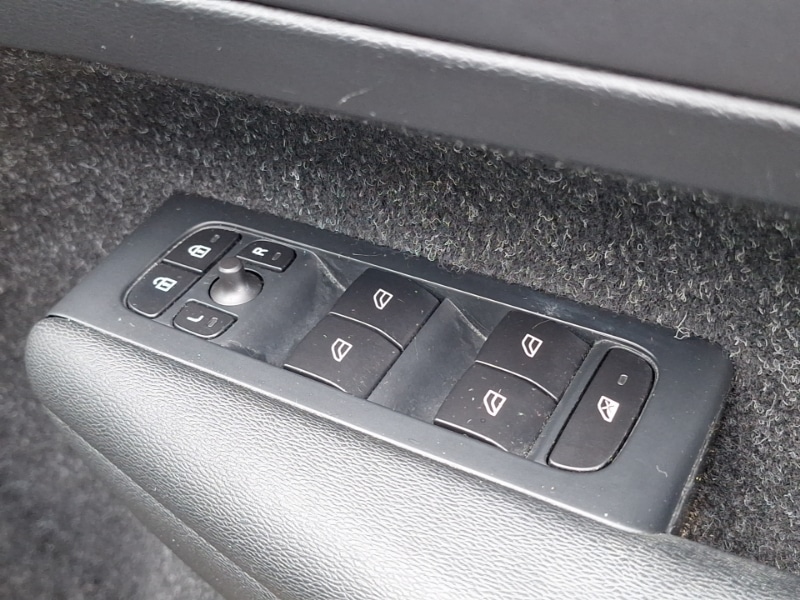 Used Volvo XC40 2018 for sale - 76397427: Photo 12