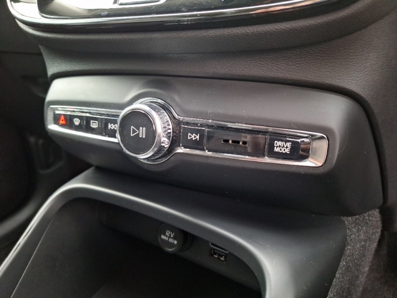 Used Volvo XC40 2018 for sale - 76397427: Photo 19