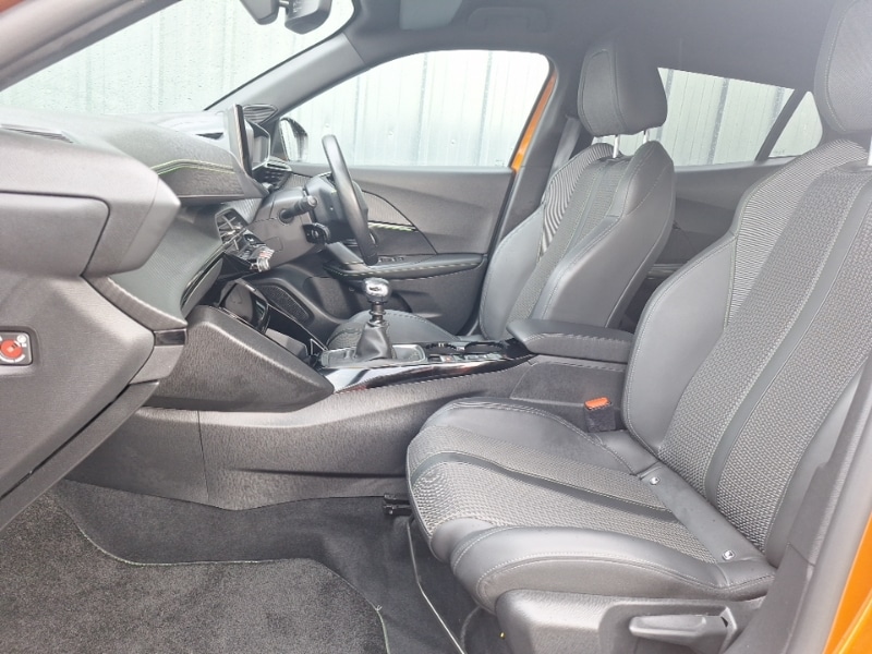 Used Peugeot 2008 2022 for sale - 76335509: Photo 5