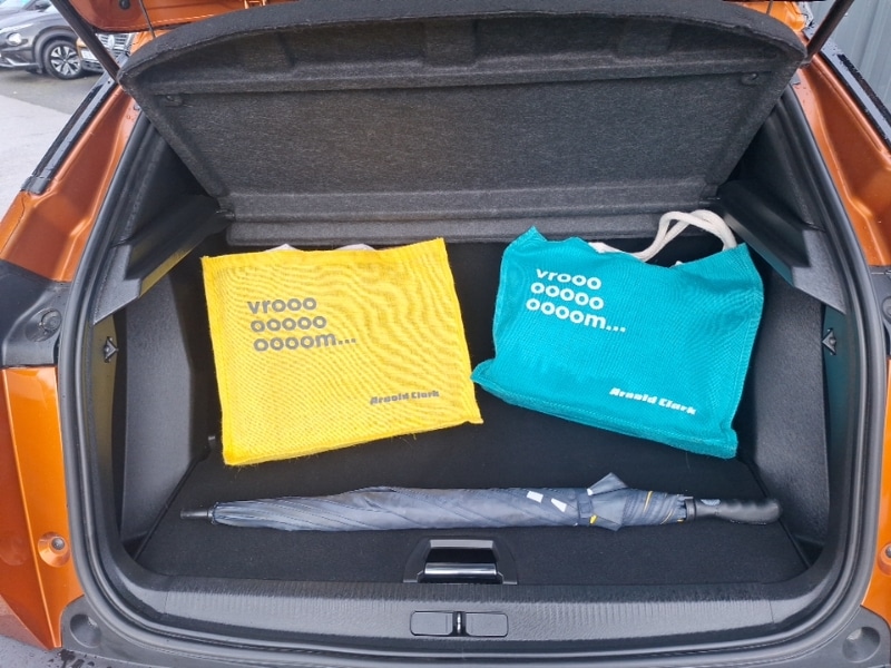 Used Peugeot 2008 2022 for sale - 76335509: Photo 8