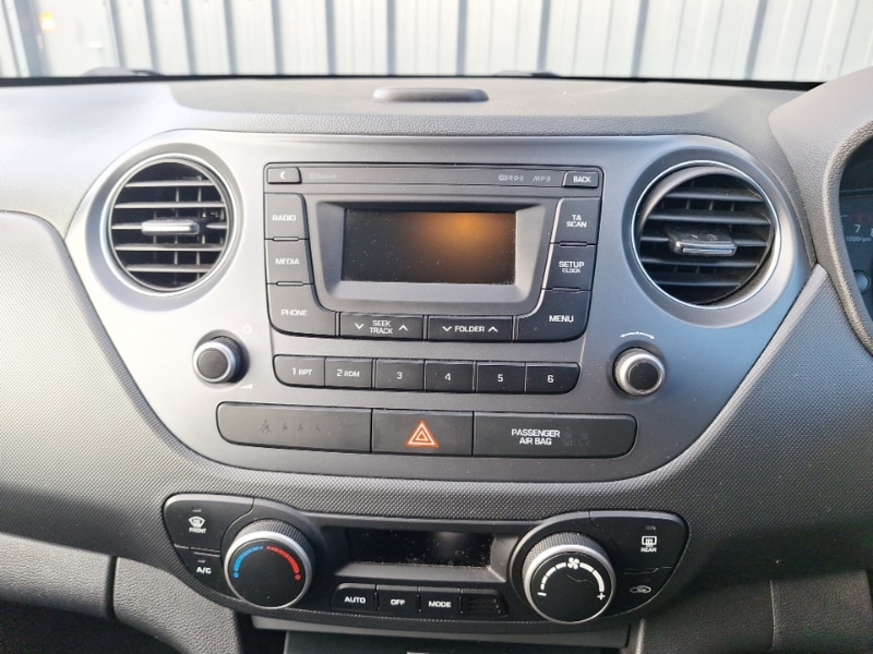 Used Hyundai i10 2018 for sale - 77922586: Photo 10