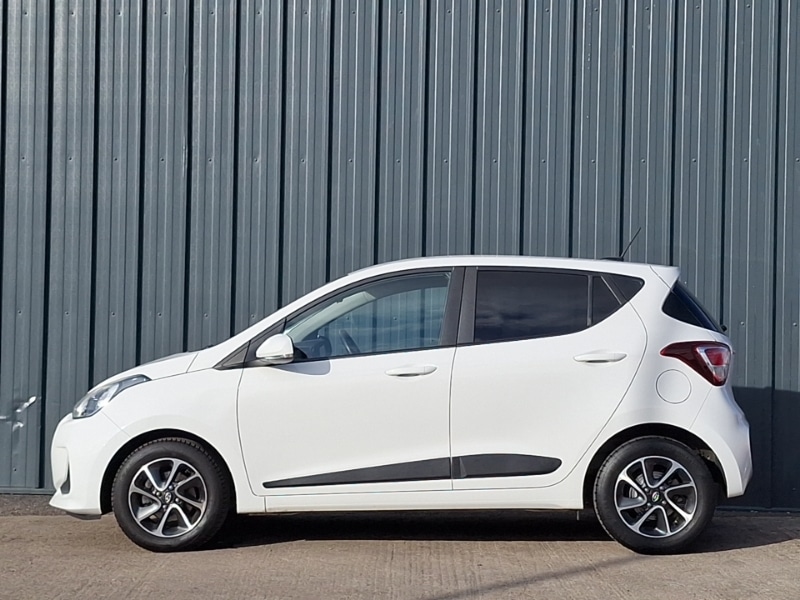 Used Hyundai i10 2018 for sale - 77922586: Photo 4