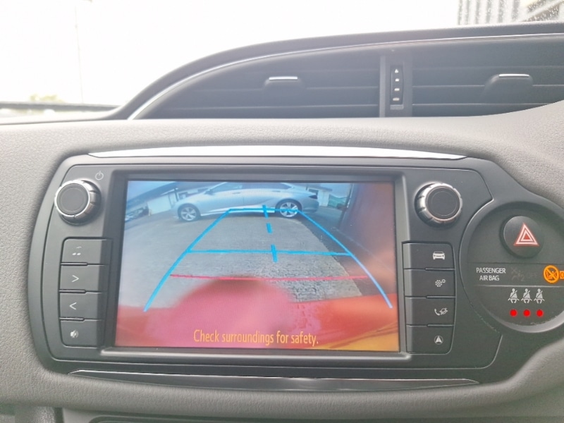 Used Toyota Yaris 2016 for sale - 76052647: Photo 11