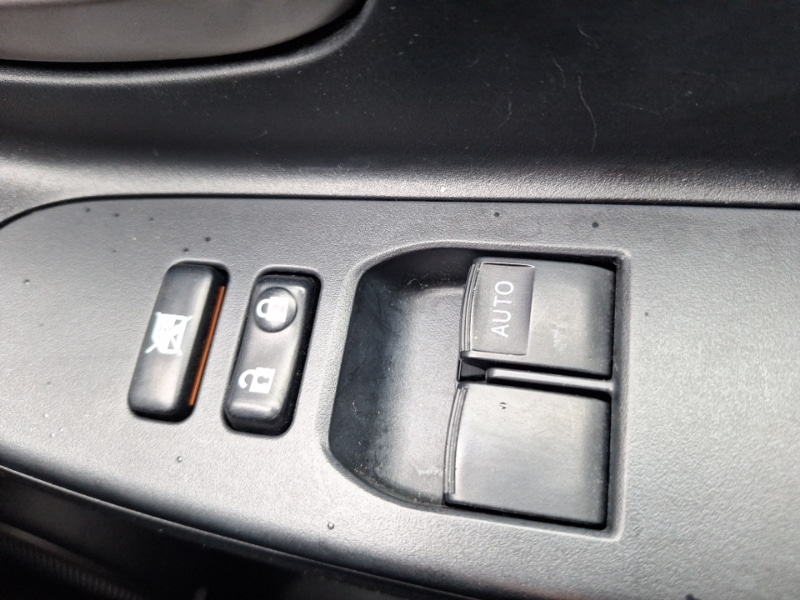 Used Toyota Yaris 2016 for sale - 76052647: Photo 12