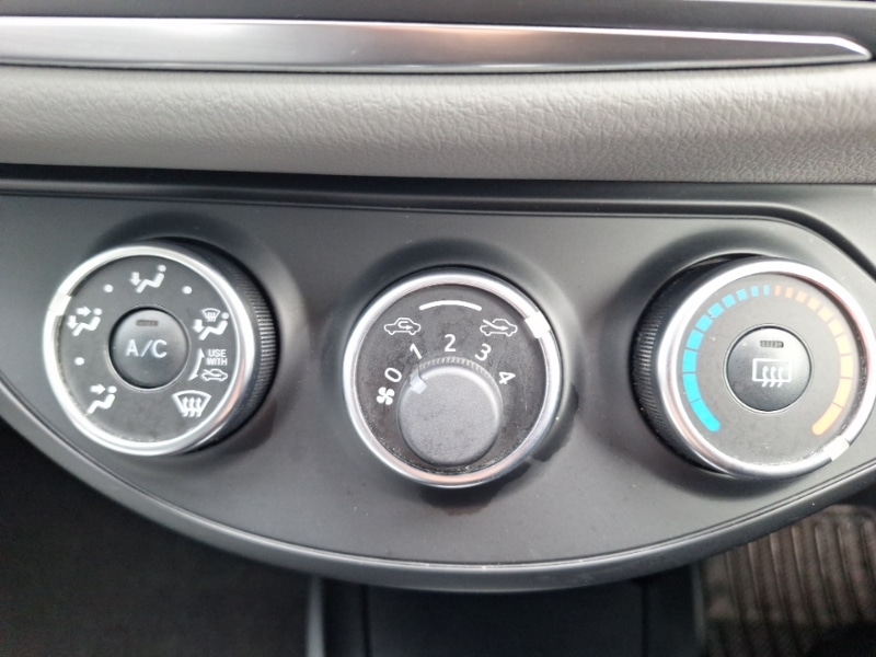 Used Toyota Yaris 2016 for sale - 76052647: Photo 18