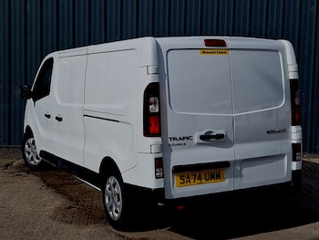Used Renault Trafic 2024 for sale - 79561981: Photo