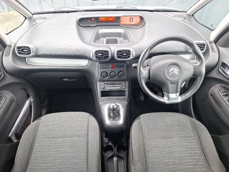 Used Citroen C3 Picasso 2017 for sale - 78113603: Photo 2