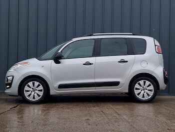 Used Citroen C3 Picasso 2017 for sale - 78113603: Photo