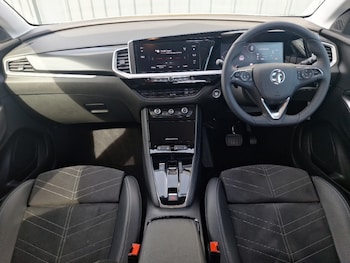Used Vauxhall Grandland 2024 for sale - 75910062: Photo