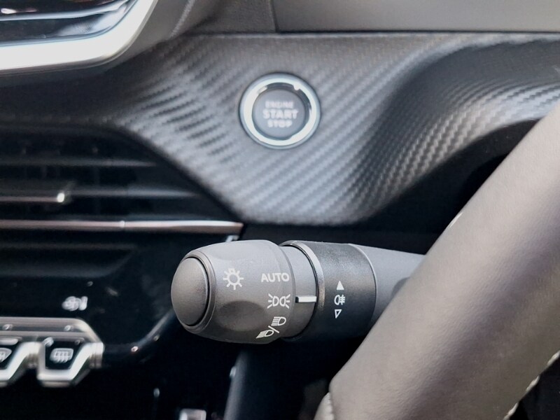 Used Peugeot 2008 2025 for sale - 76683733: Photo 13