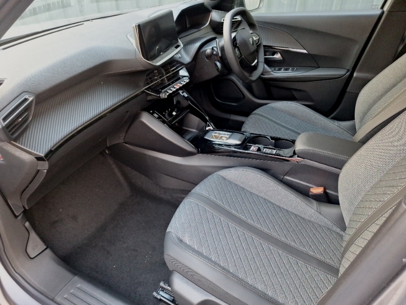 Used Peugeot 2008 2025 for sale - 76683733: Photo 5