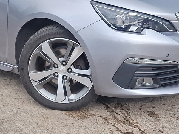 Used Peugeot 308 2020 for sale - 76264838: Photo 9