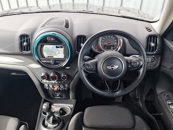 Used MINI Countryman 2018 for sale - 75562293: Photo