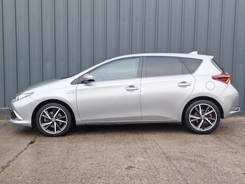 Used Toyota Auris 2017 for sale - 76543712: Photo