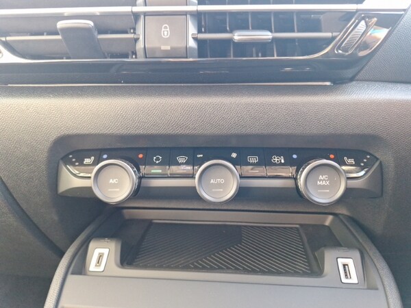Used Citroen C4 2025 for sale - 76282256: Photo 18