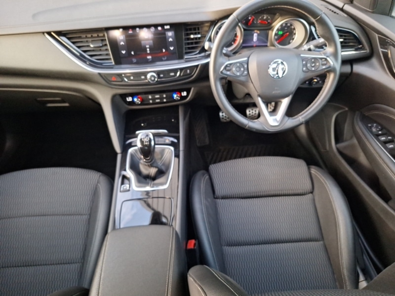 Used Vauxhall Insignia 2018 for sale - 77299694: Photo 2