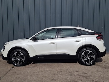 Used Citroen C4 2024 for sale - 76925255: Photo