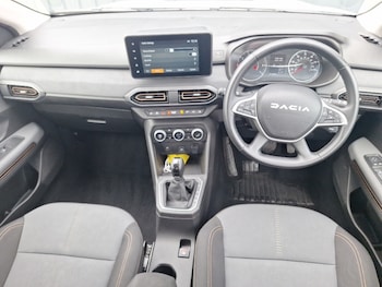 Used Dacia Sandero Stepway 2023 for sale - 79411774: Photo