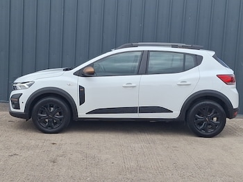 Used Dacia Sandero Stepway 2023 for sale - 79411774: Photo