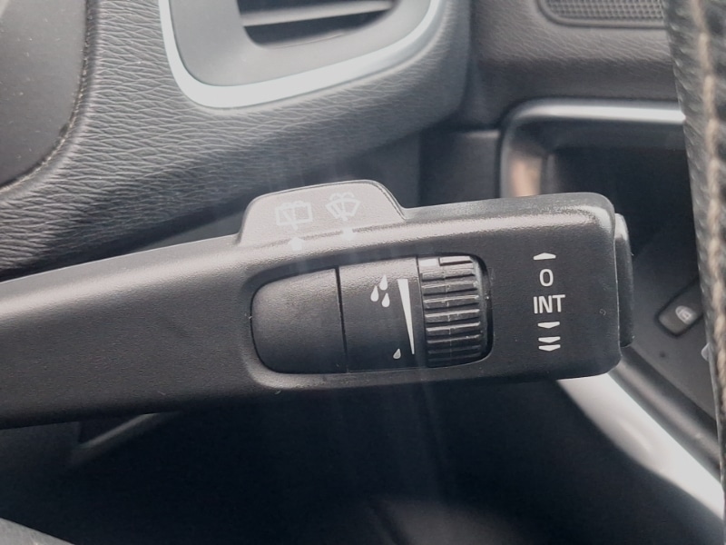 Used Volvo V40 2016 for sale - 78093911: Photo 17