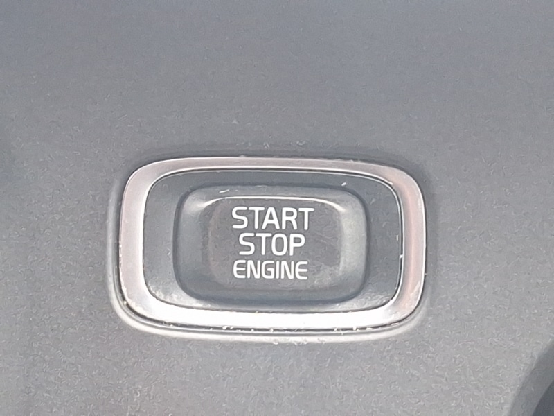 Used Volvo V40 2016 for sale - 78093911: Photo 18