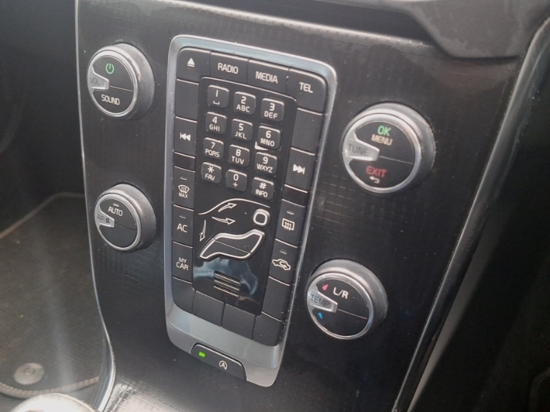 Used Volvo V40 2016 for sale - 78093911: Photo 19