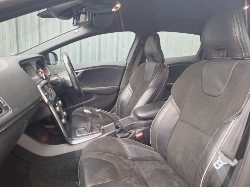 Used Volvo V40 2016 for sale - 78093911: Photo 5