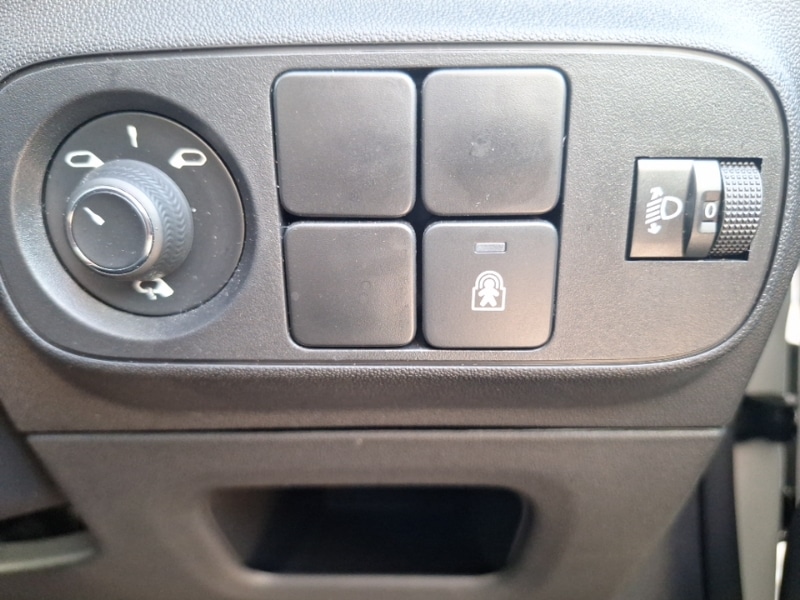 Used Citroen C3 2023 for sale - 76533244: Photo 18