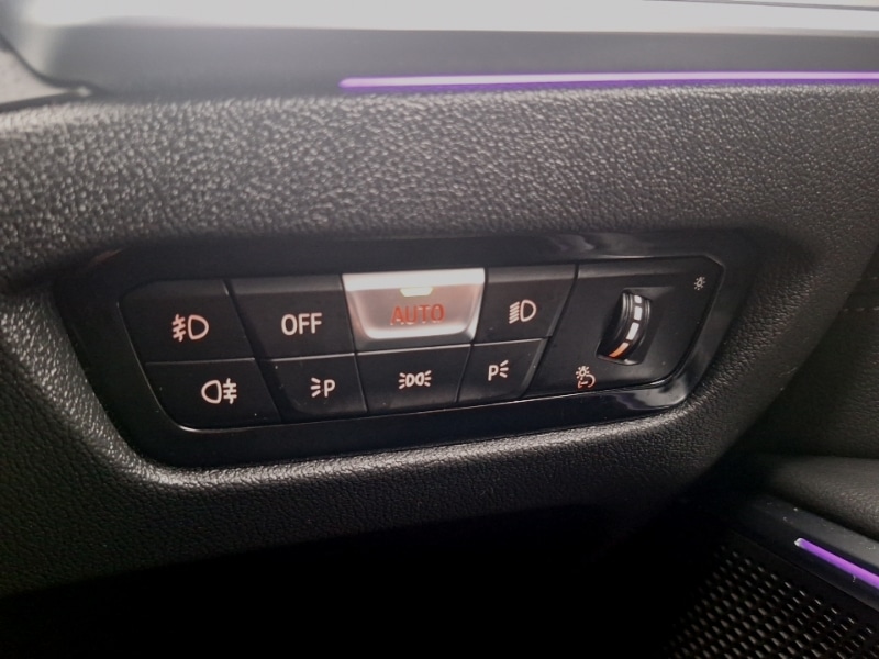 Used BMW 3 Series 2019 for sale - 76369789: Photo 16