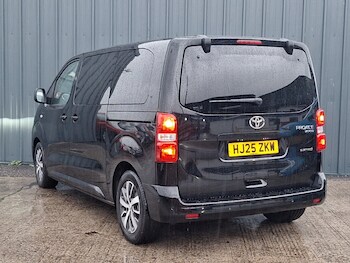 Used Toyota PROACE CITY Verso 2025 for sale - 77311782: Photo