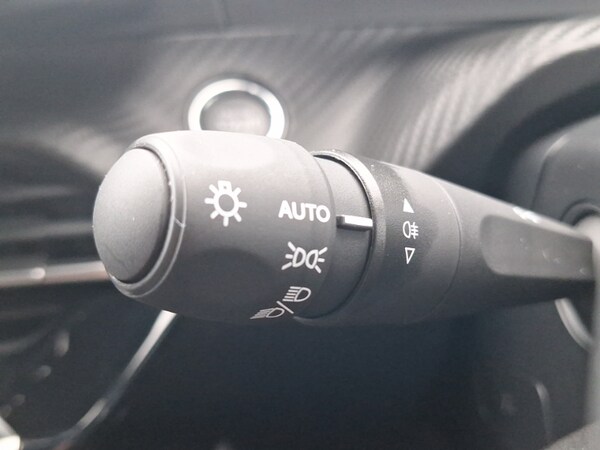 Used Peugeot 208 2025 for sale - 76208481: Photo 16
