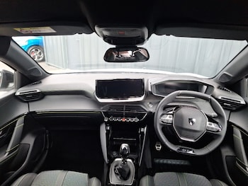 Used Peugeot 208 2025 for sale - 76208481: Photo 2