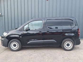 Used Citroen Berlingo 2023 for sale - 79278559: Photo