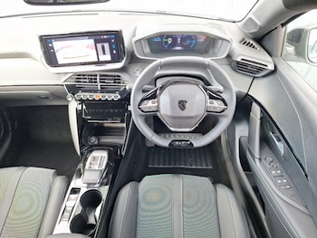 Used Peugeot 208 2025 for sale - 76375241: Photo