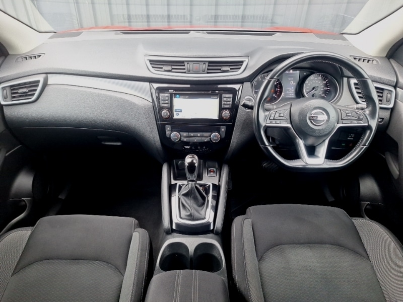 Used Nissan Qashqai 2018 for sale - 77568974: Photo 2