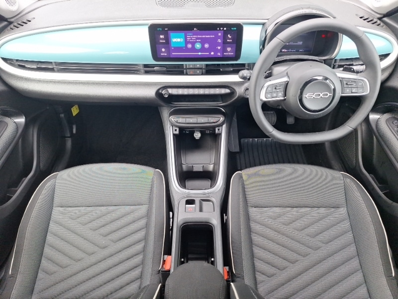 Used Fiat 600 2024 for sale - 76609936: Photo 2