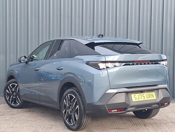 Used Peugeot 3008 2025 for sale - 76456141: Photo